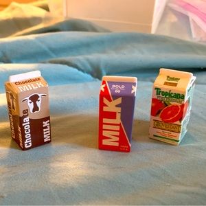 Vintage 1996 TYCO Kitchen Littles Beverage Carton set. $20